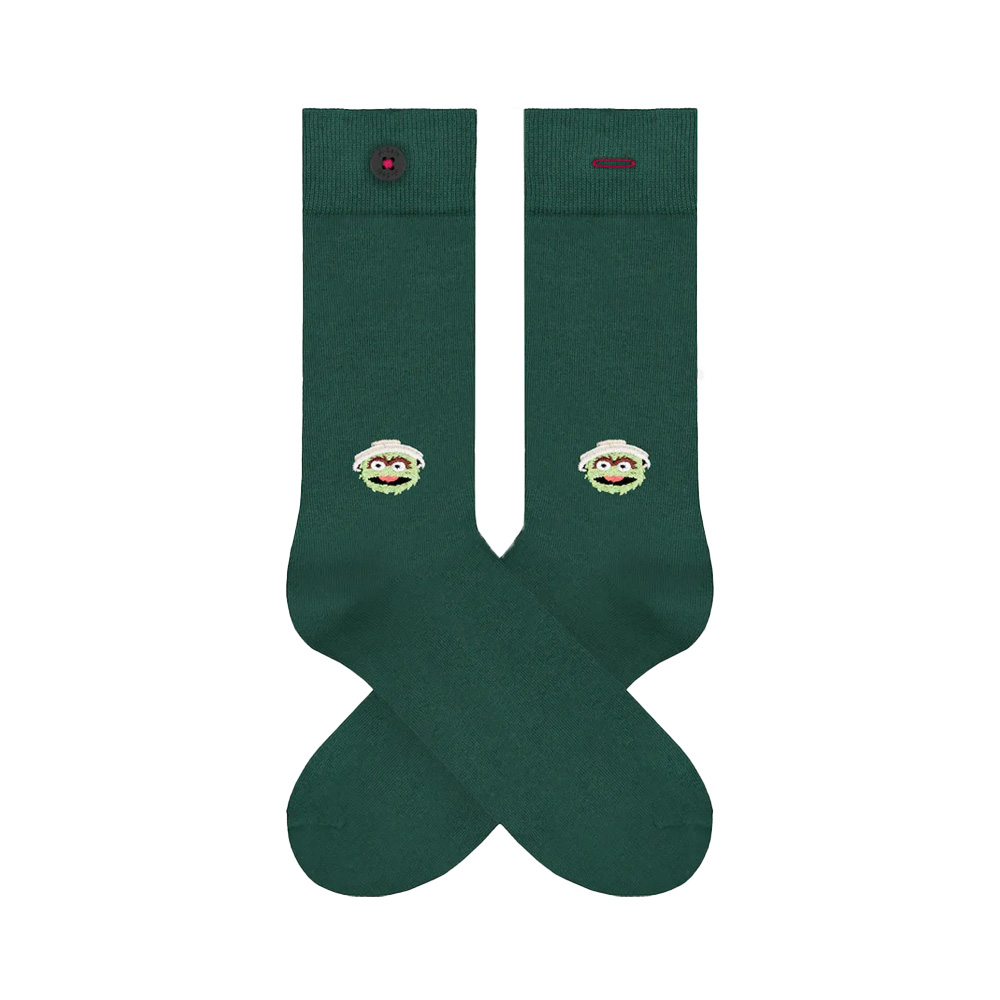 grüne Socken mit Oscar Motiv von Sesamstraße