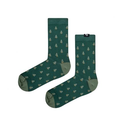 Grüne Socken für Weihnachten mit Weihnachtsbaum Motiv